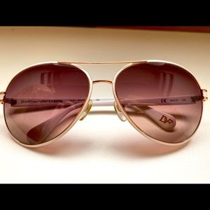 DIANE VON FURSTENBURG sunglasses